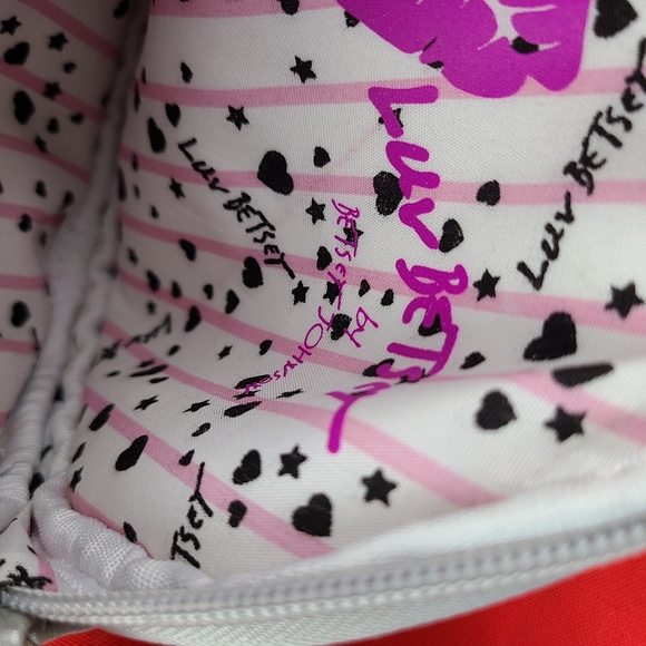 Luv Betsey by Betsey Johnson wristlet/wallet GUC - Picture 7 of 7